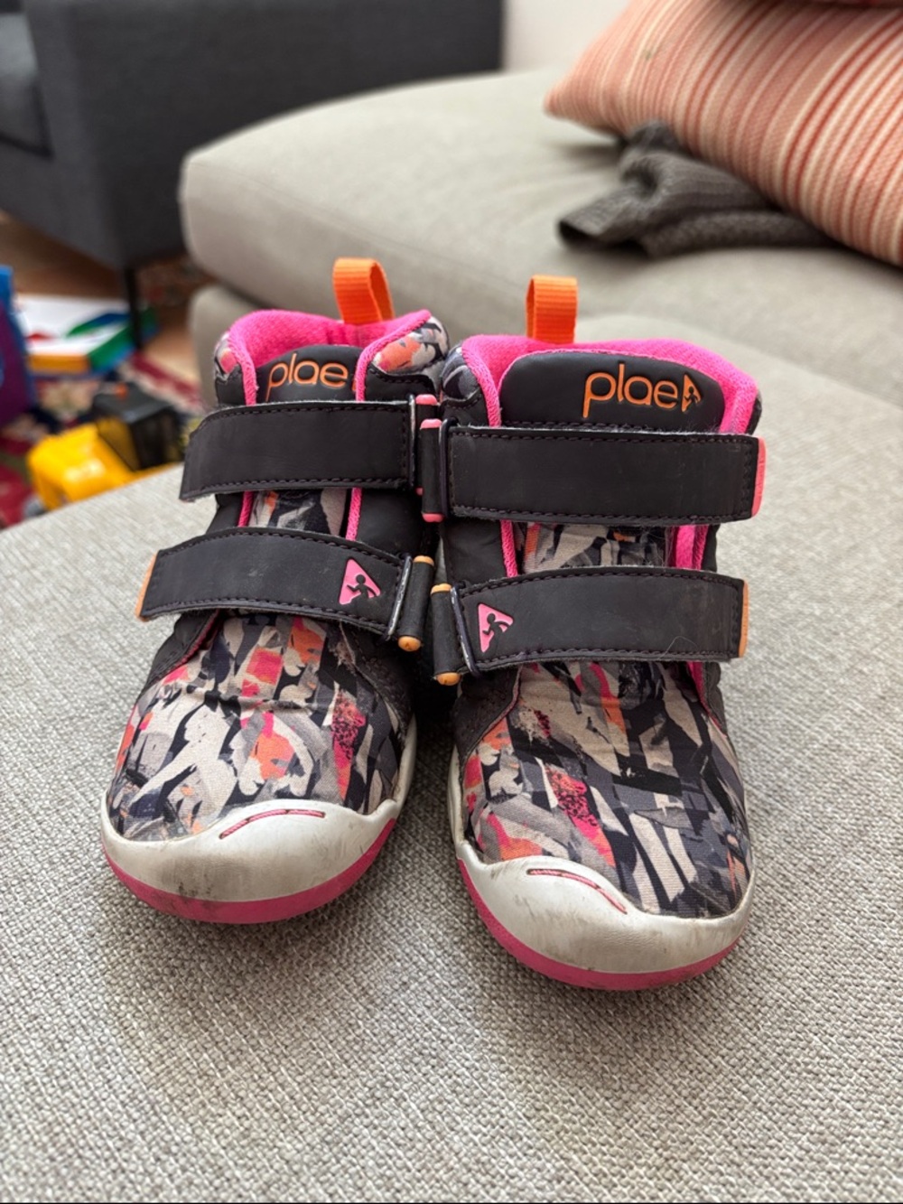 PLAE max pink